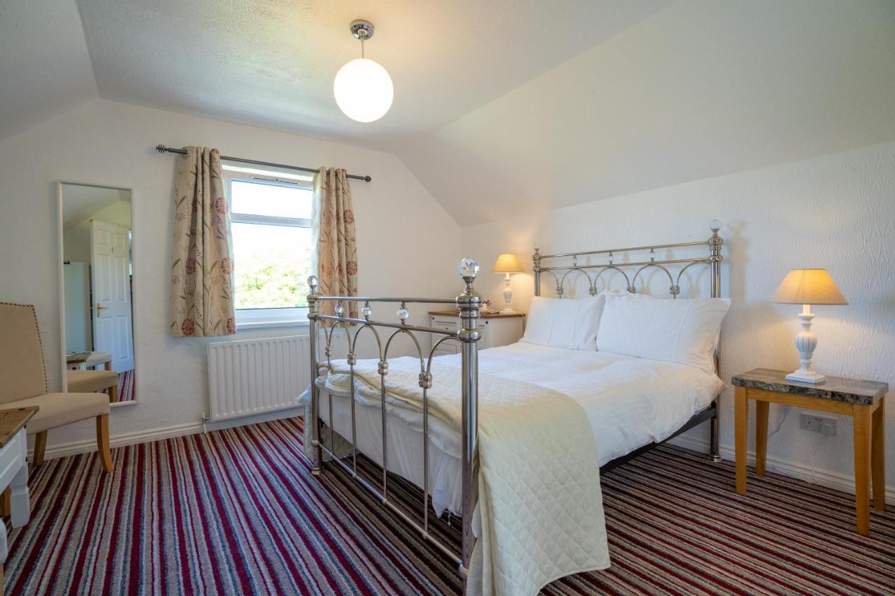 Rest A While Bed & Breakfast Bushmills Exterior photo
