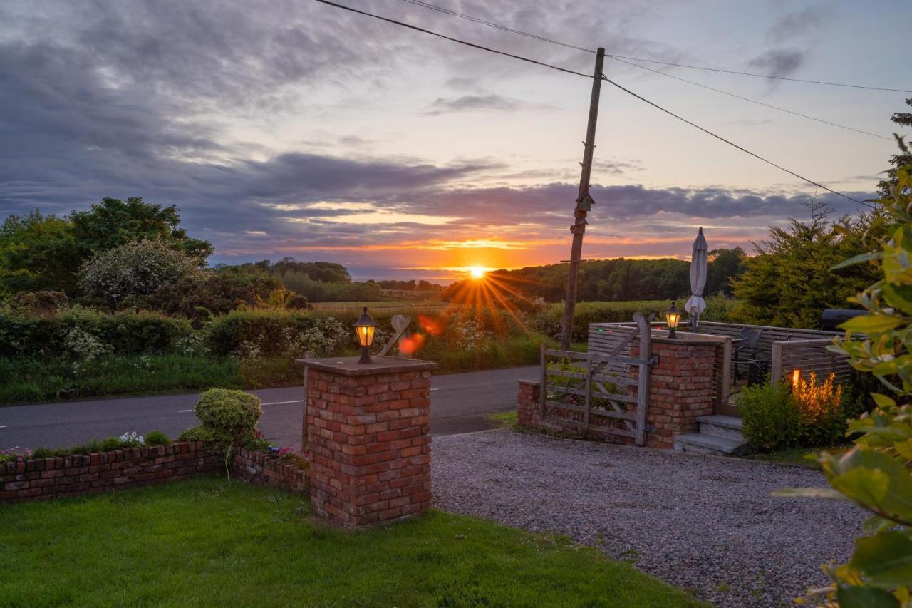 Rest A While Bed & Breakfast Bushmills Exterior photo