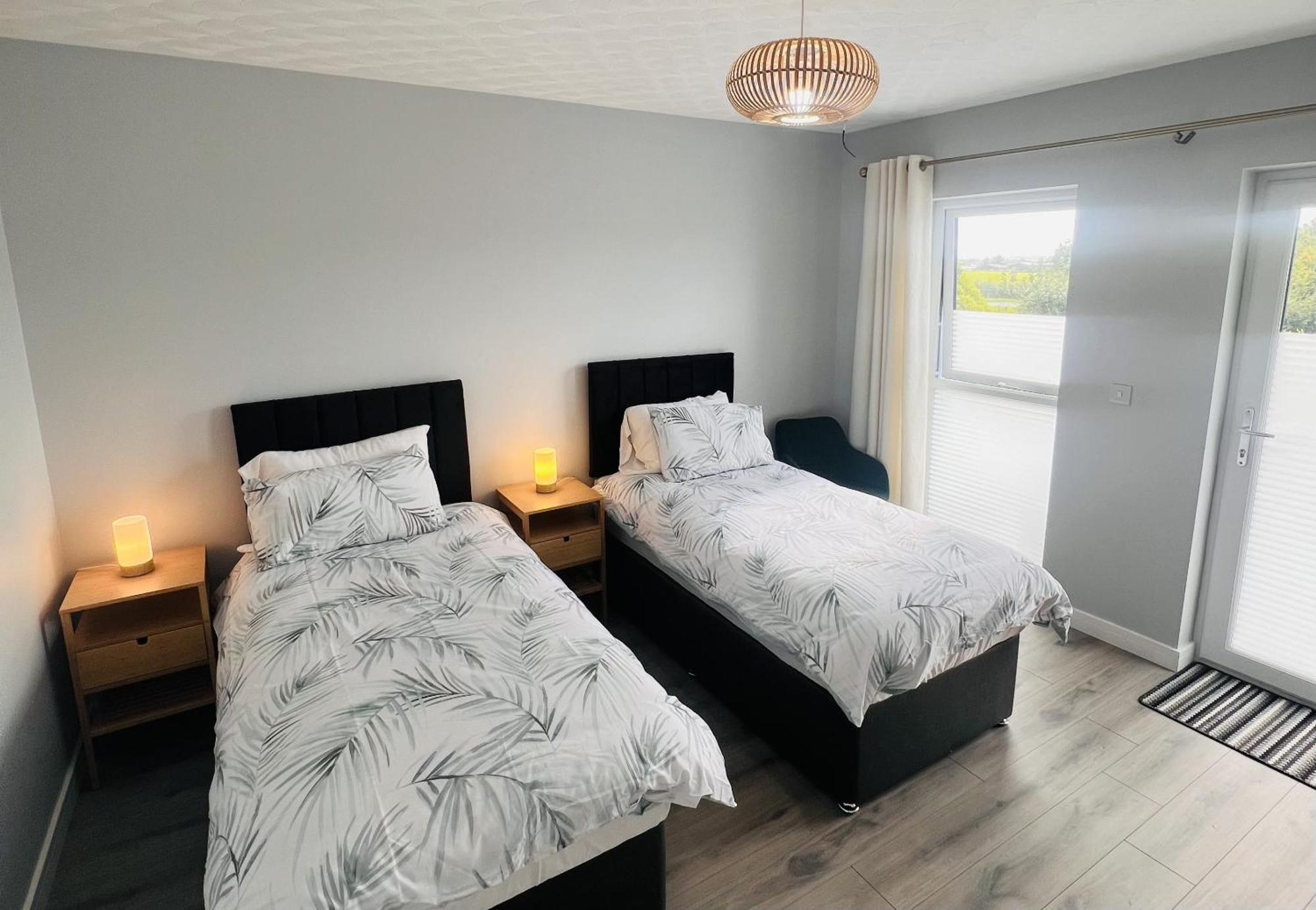 Rest A While Bed & Breakfast Bushmills Room photo